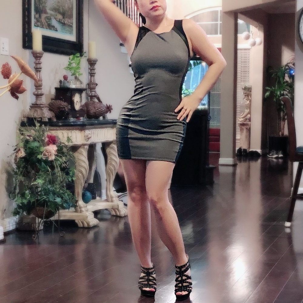 H&M ( Divide) bodycon dress 👗